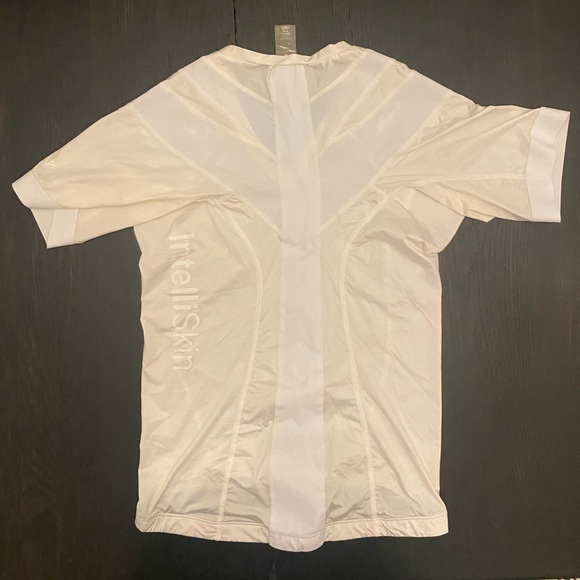 Men’s NWOT IntelliSkin Essential Tee with Posture Technology - Picture 6 of 10